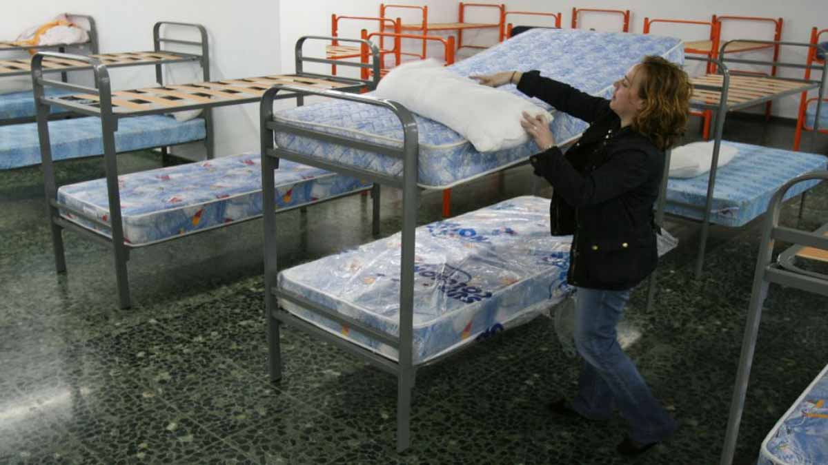 Camas en un albergue.