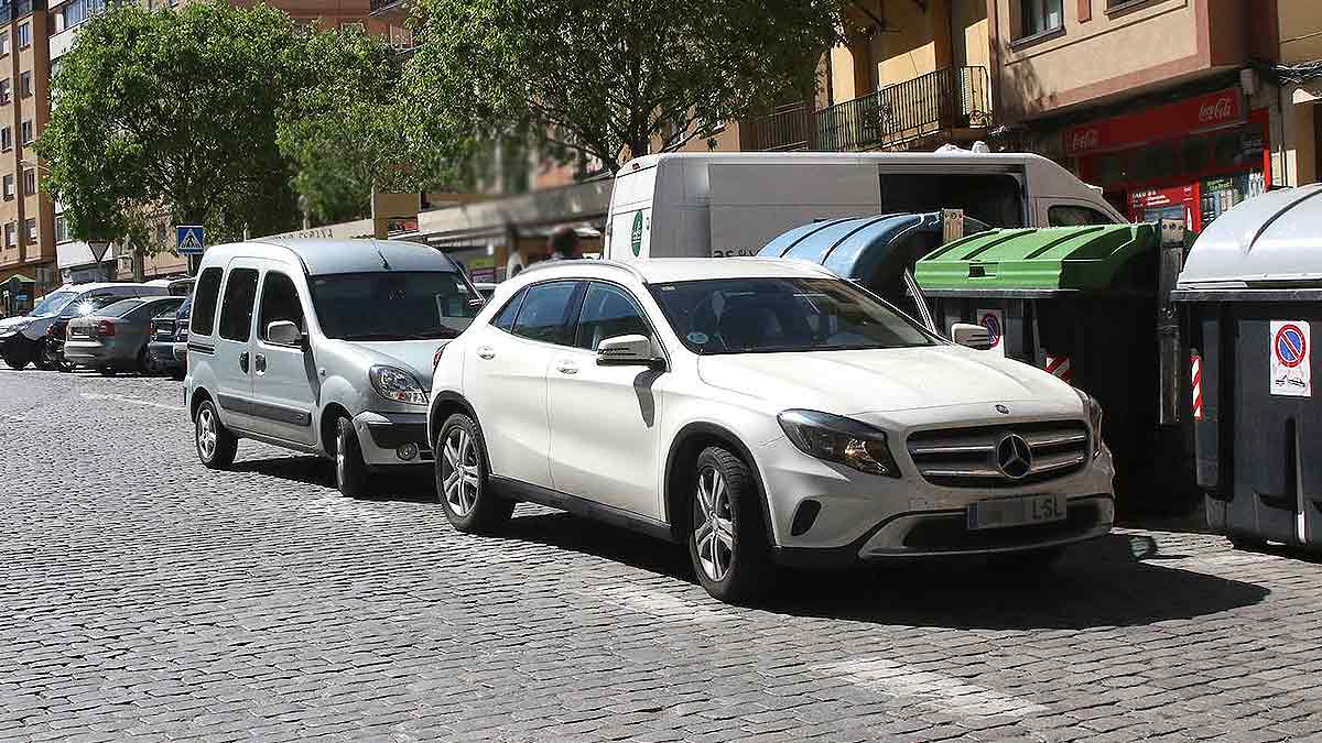 Sevilla y el reto de aparcar el coche, ¿una solución a la vista?