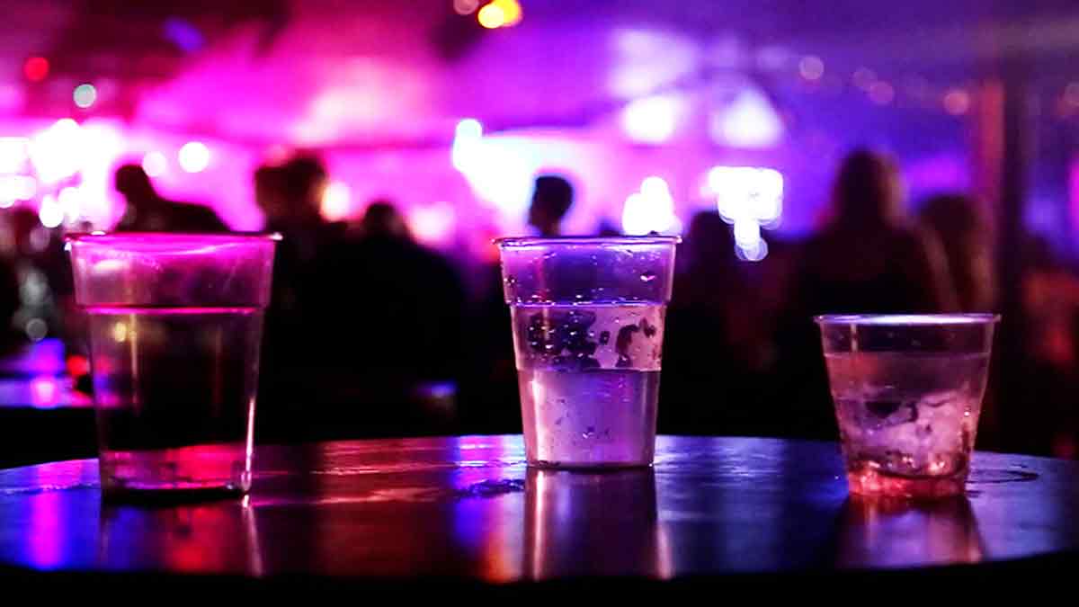 Los peligros del éxtasis líquido: una amenaza creciente en Sevilla