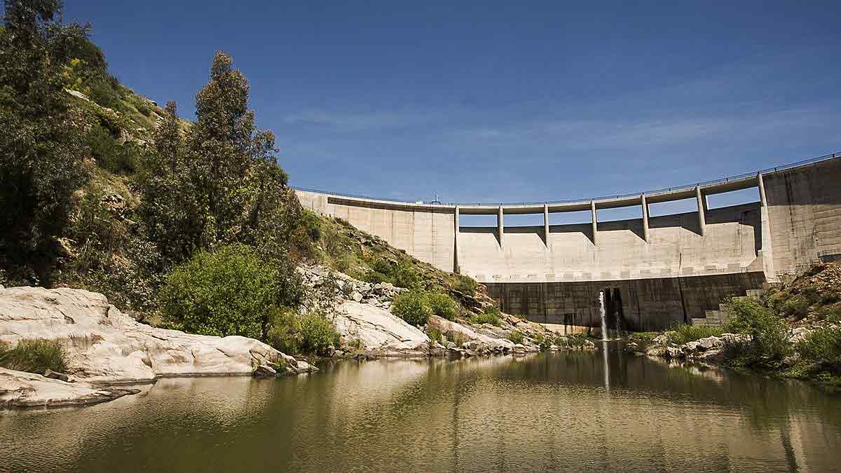 Sevilla enfrenta la peor sequía en décadas: el agua en los embalses solo alcanza para un año