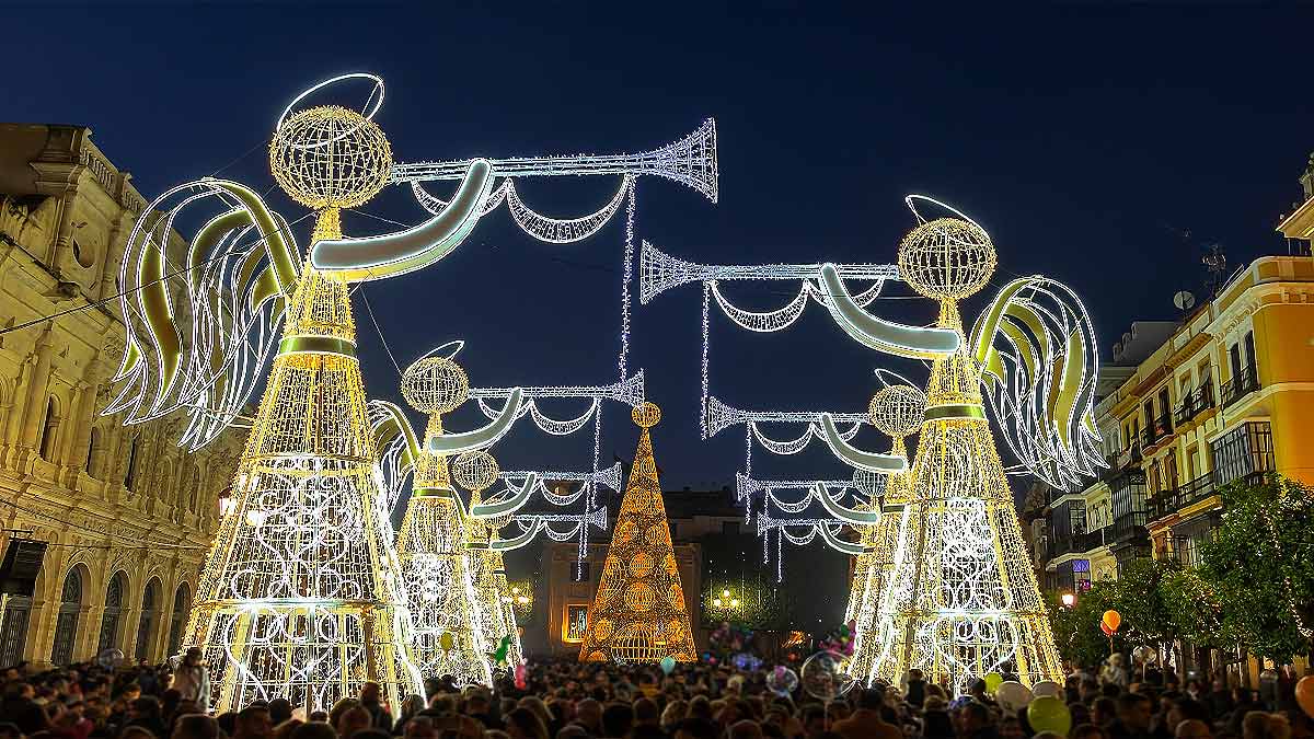 El alumbrado navideño se encenderá, en Sevilla, el próximo 2 de diciembre en 287 calles