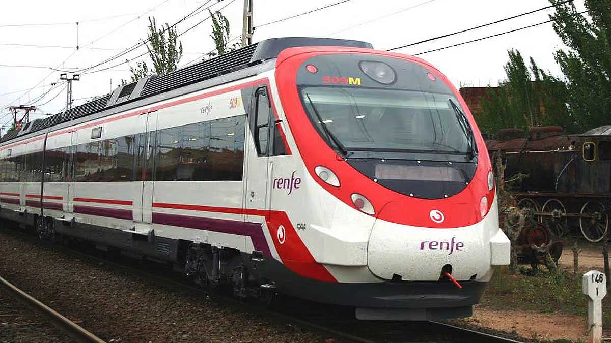 Desconvocada Huelga de Renfe y Adif tras acuerdo de sindicatos con el Ministerio de Transportes