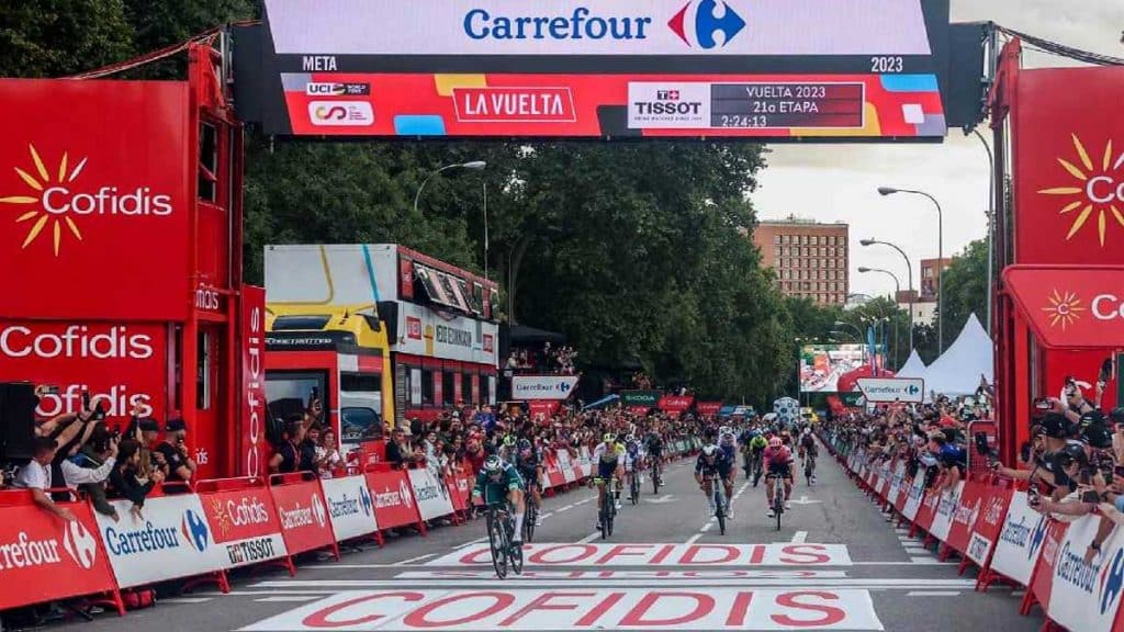 Vuelta Ciclista a España en Sevilla.