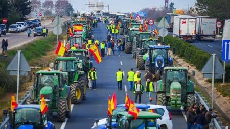 Nueva jornada de "tractoradas" en España.