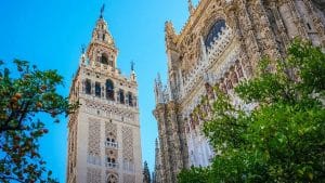 Vista de la cara oeste de la Giralda.