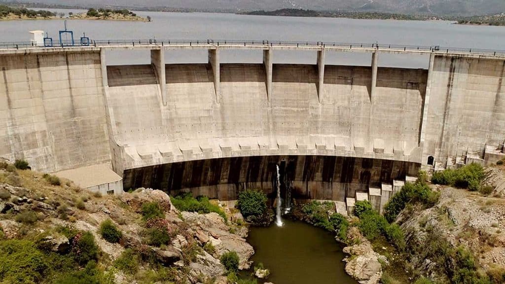 Uno de los embalses que nutre de agua a Sevilla, el de Melonares.