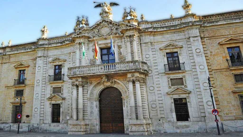 Fachada de la Universidad de Sevilla, del Rectorado.