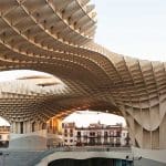 Nuevo caos de tráfico en Sevilla por el cierre total de Laraña que complica el acceso al centro