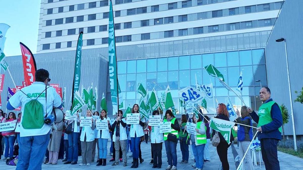 Movilización de SATSE en el hospital.