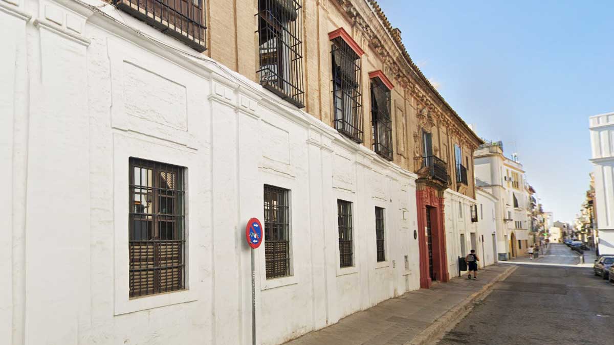 Vista de la fachada del Palacio de los Bucarelli.