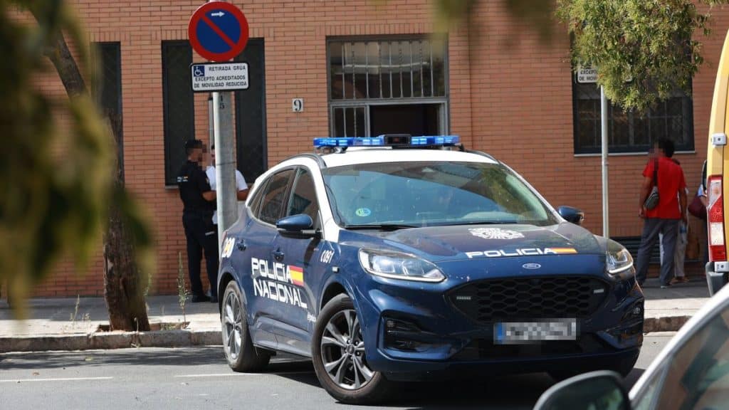 Vehículo de la Policía Nacional.