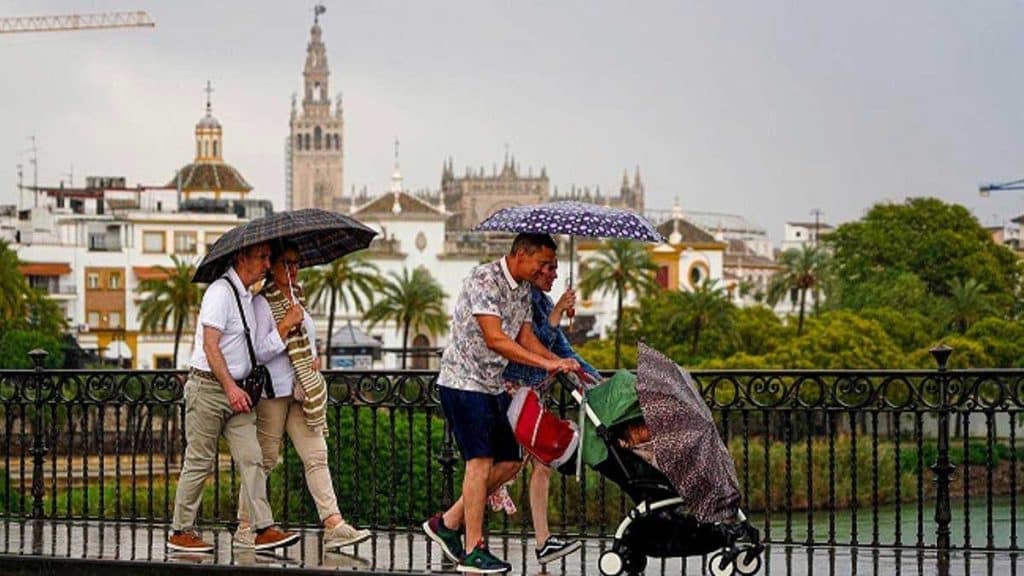 Lluvia en Sevilla.