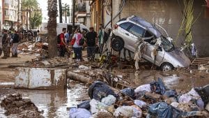 Marea de lodo y barro en Valencia.