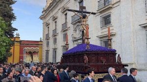 Paso de Cristo y Palio de Los Estudiantes.