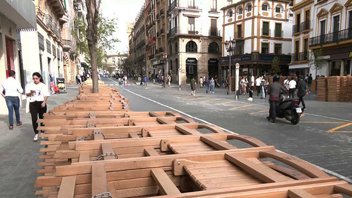 Sillas en la zona de La Campana.