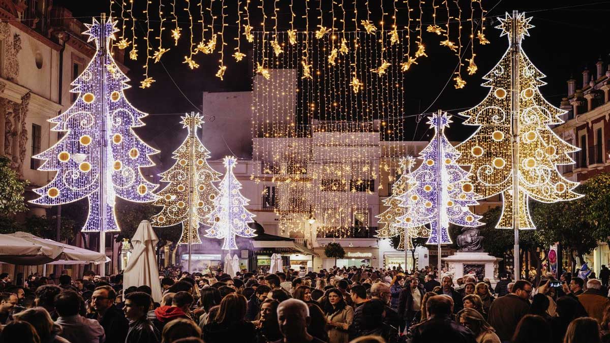 Adornos navideños en El Salvador.