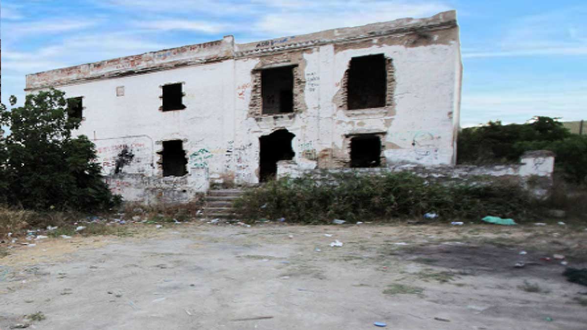 "Casa de la Loca" en la localidad de Palomares del Río, en Sevilla.