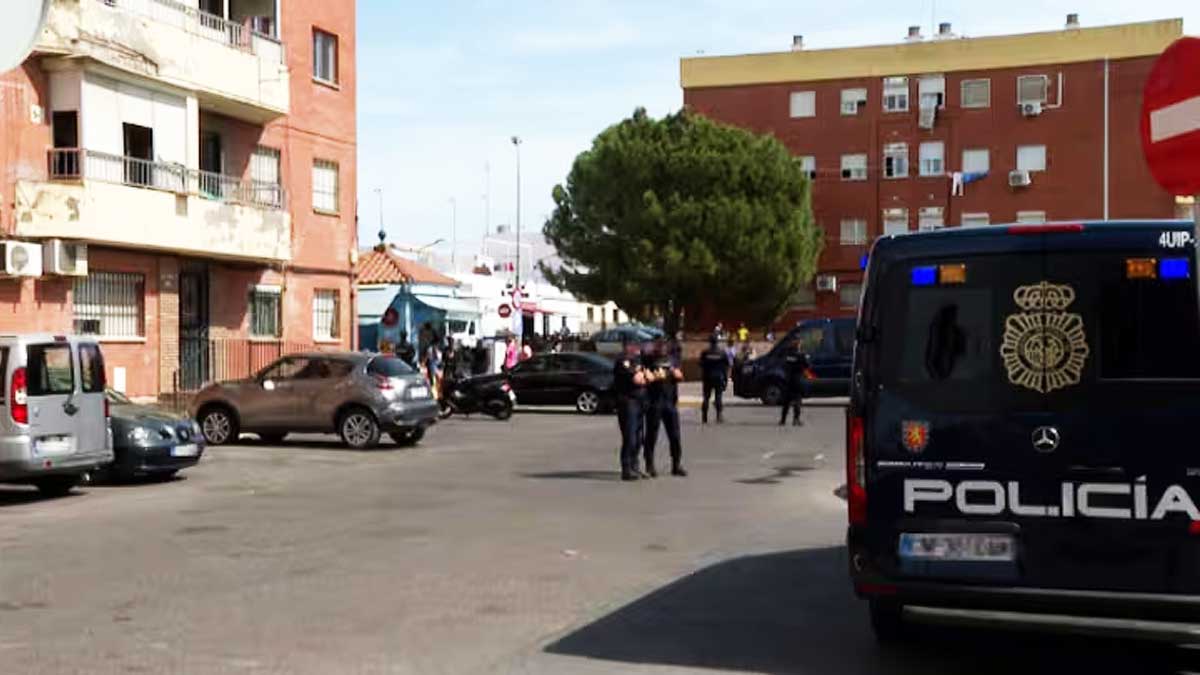 Redada de la Policía Nacional en Alcalá de Guadaira.