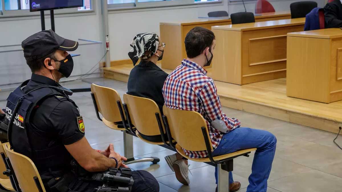 Juicio al Cuco y su madre.