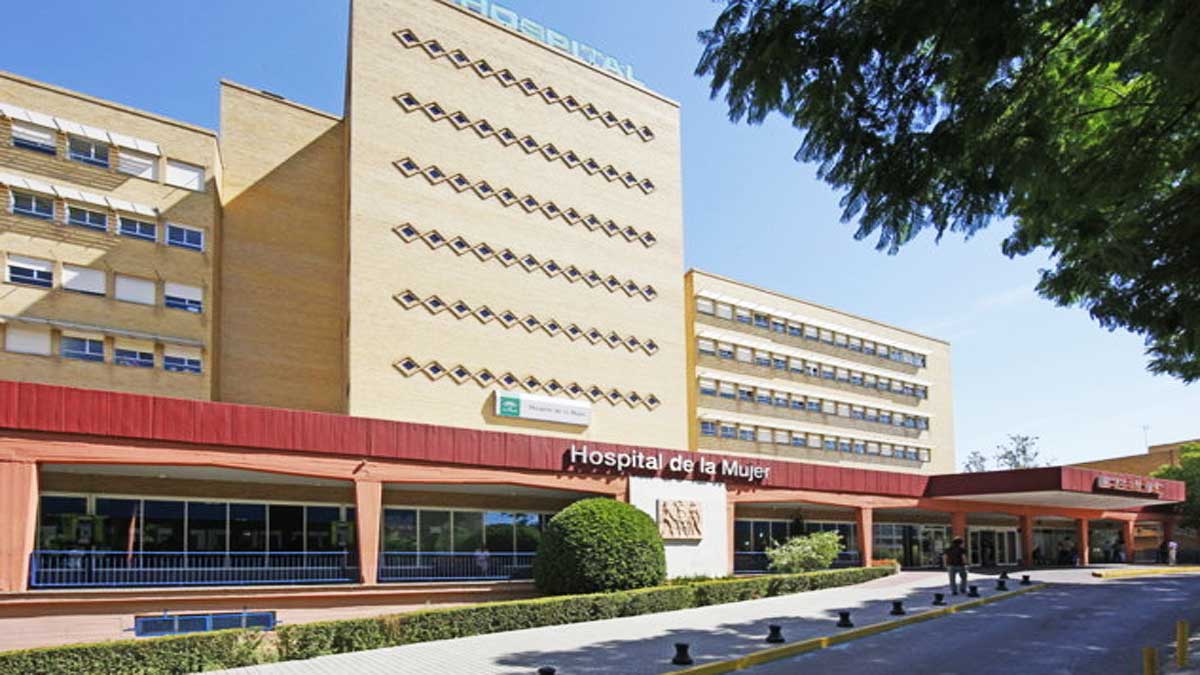 Fachada del Hospital de la Mujer.