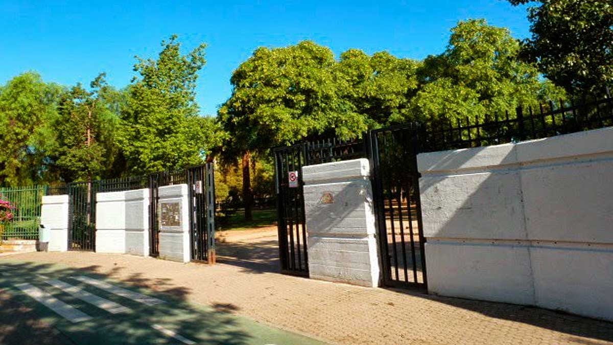 Puerta de acceso al Parque Amate.