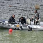 Dramático hallazgo en Sevilla, el GEAS rescata el cuerpo de un hombre en un canal de Isla Mayor