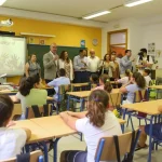Indignación en Sevilla Este, denuncian picaduras e insalubridad en un colegio y el caso llega al Defensor del Pueblo
