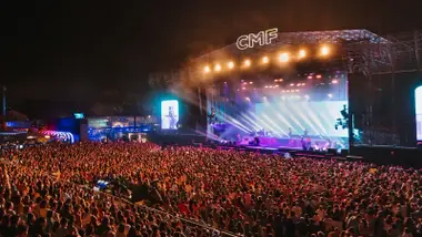 CMF de Chiclana abarrotado de público.