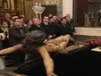 Sevilla se vuelca con la Hiniesta: todos los horarios y recorridos del Vía Crucis 2026