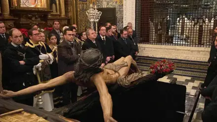 Momento del Vía Crucis Cristo de la Buena Muerte.