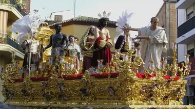 San Benito por su barrio, por la Calzada.