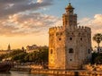 La historia oculta de la Torre del Oro: cadenas rotas, terremotos y los secretos de Pedro I