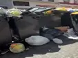 La basura se acumula en la Macarena y los vecinos estallan por el olor: “Lipasam no pasa”