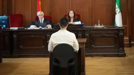 Banquillo del juicio del caso Ana Buza con el encausado.
